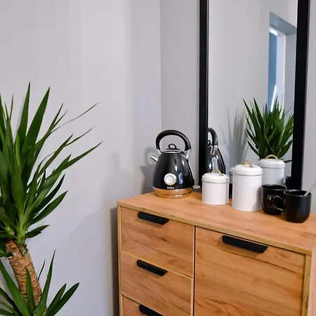 Apartment Bolero